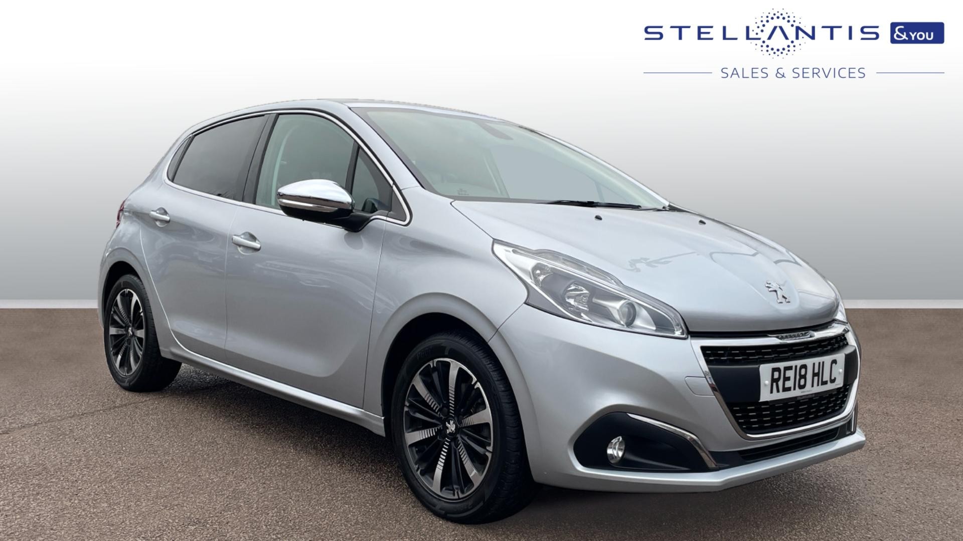 Main listing image - Peugeot 208