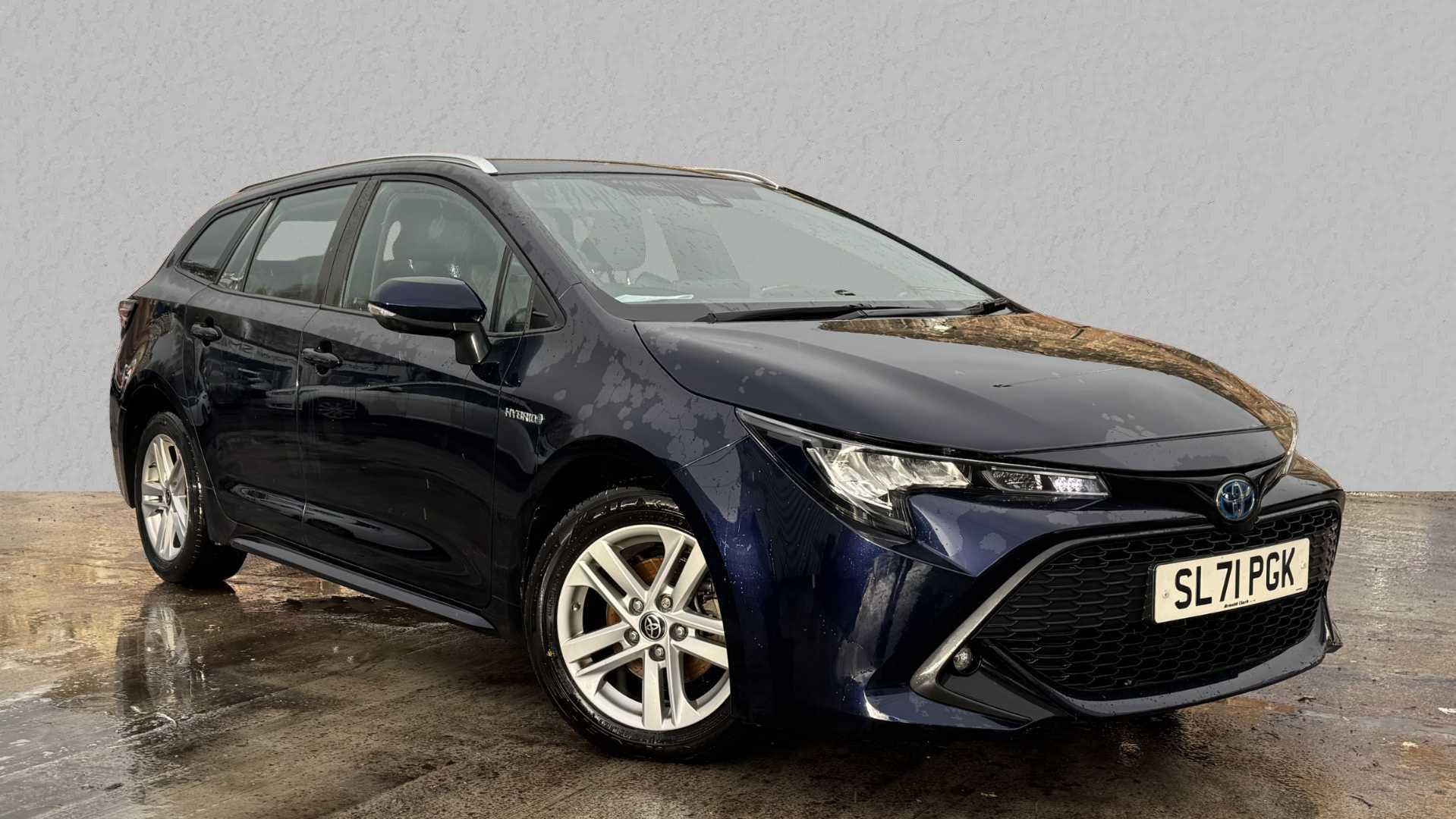 Main listing image - Toyota Corolla Touring Sport