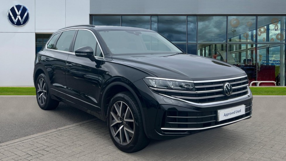 Main listing image - Volkswagen Touareg