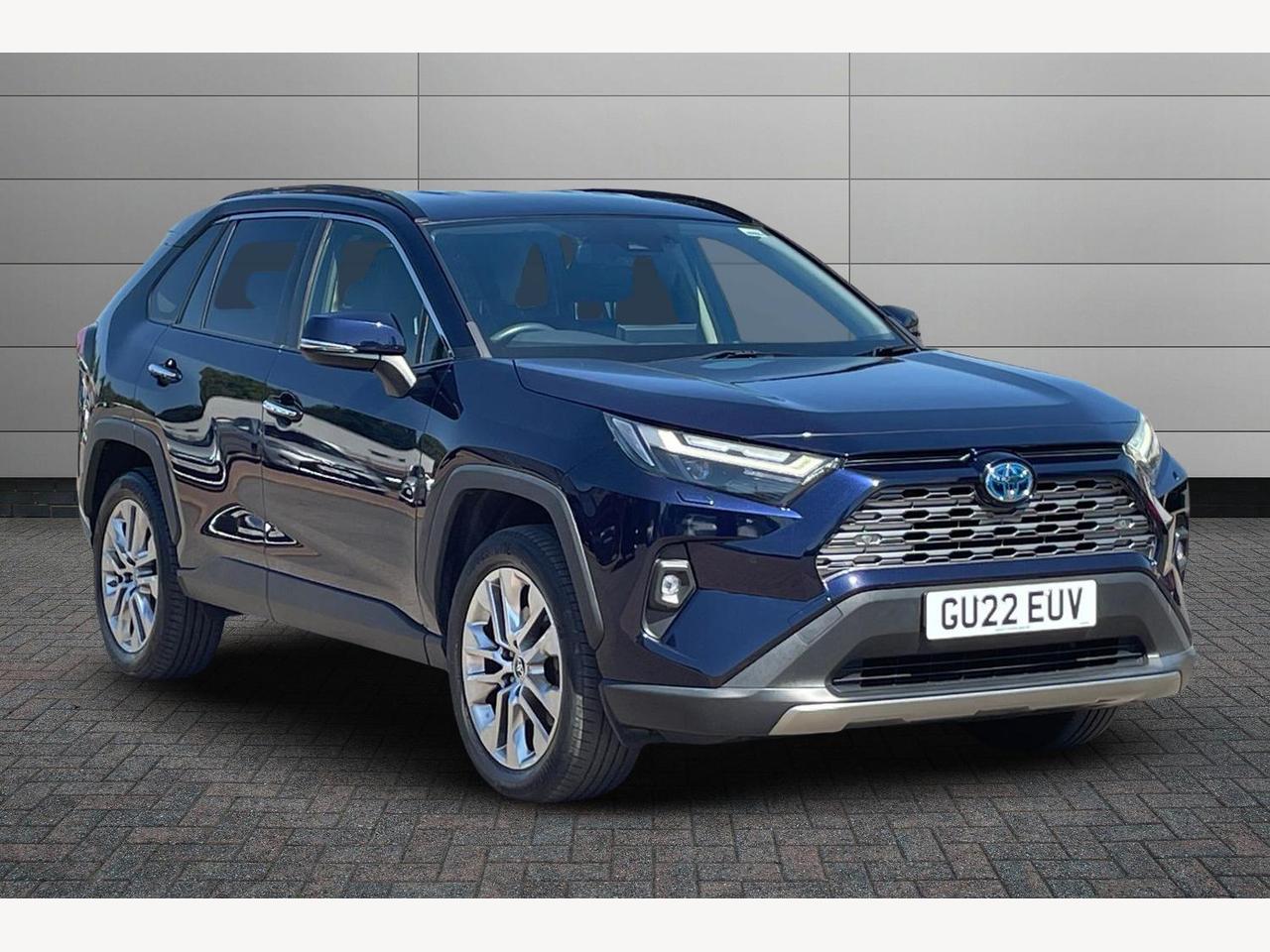 Main listing image - Toyota RAV4