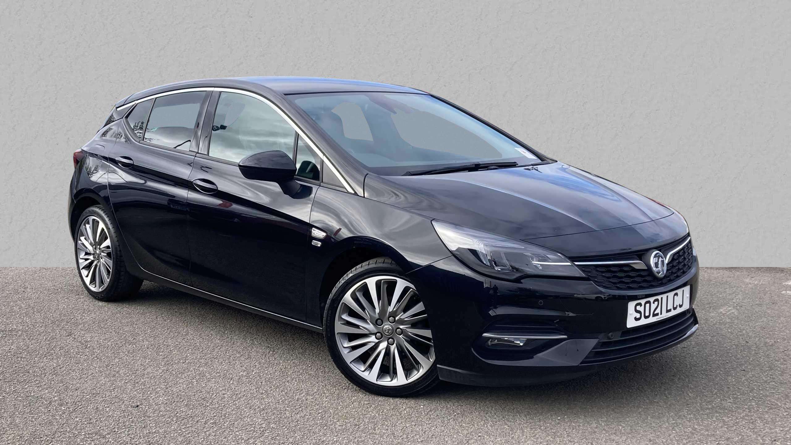 Main listing image - Vauxhall Astra