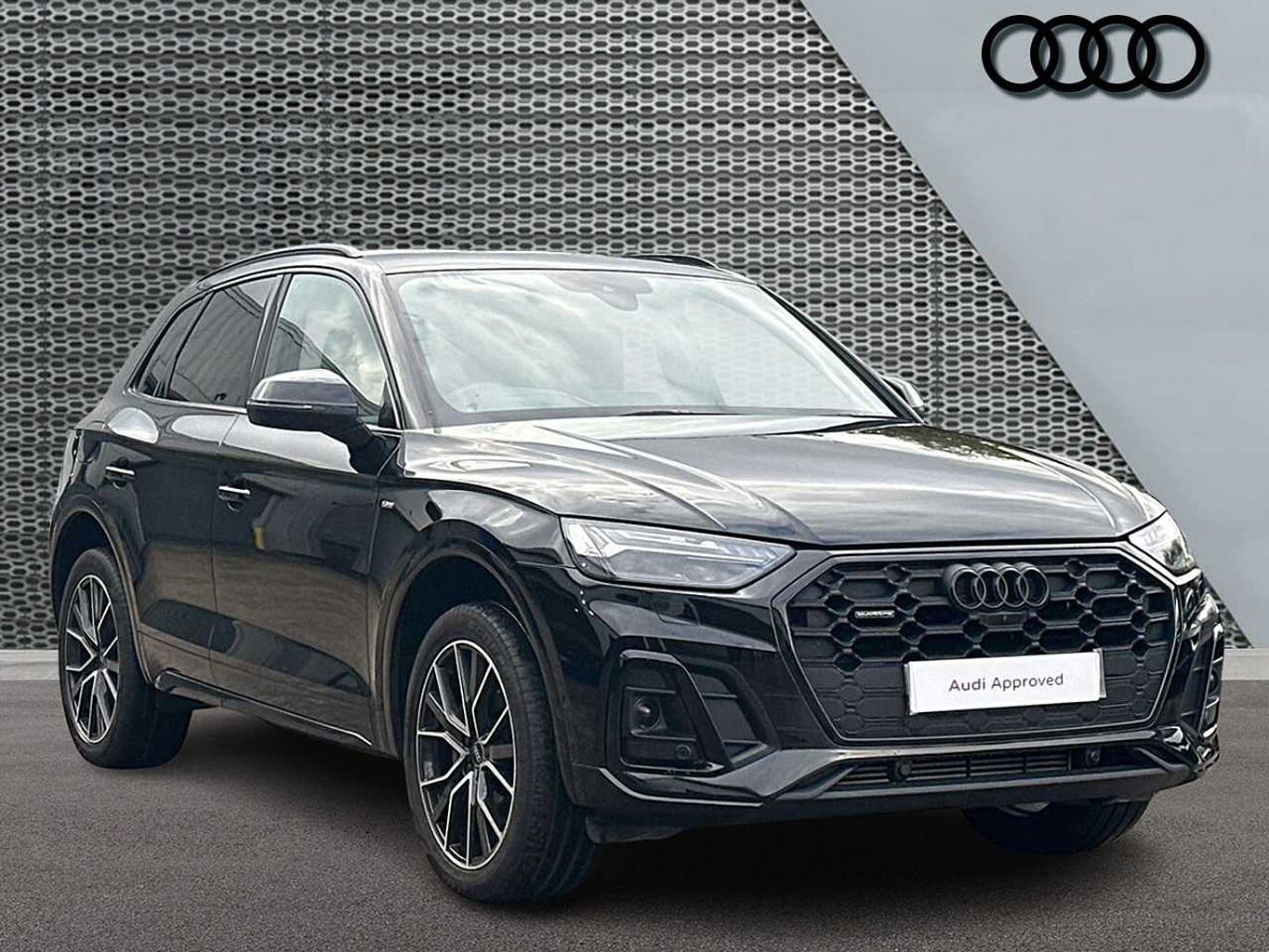 Main listing image - Audi Q5