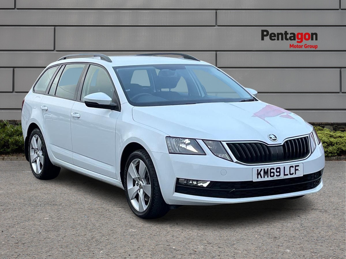 Main listing image - Skoda Octavia Estate