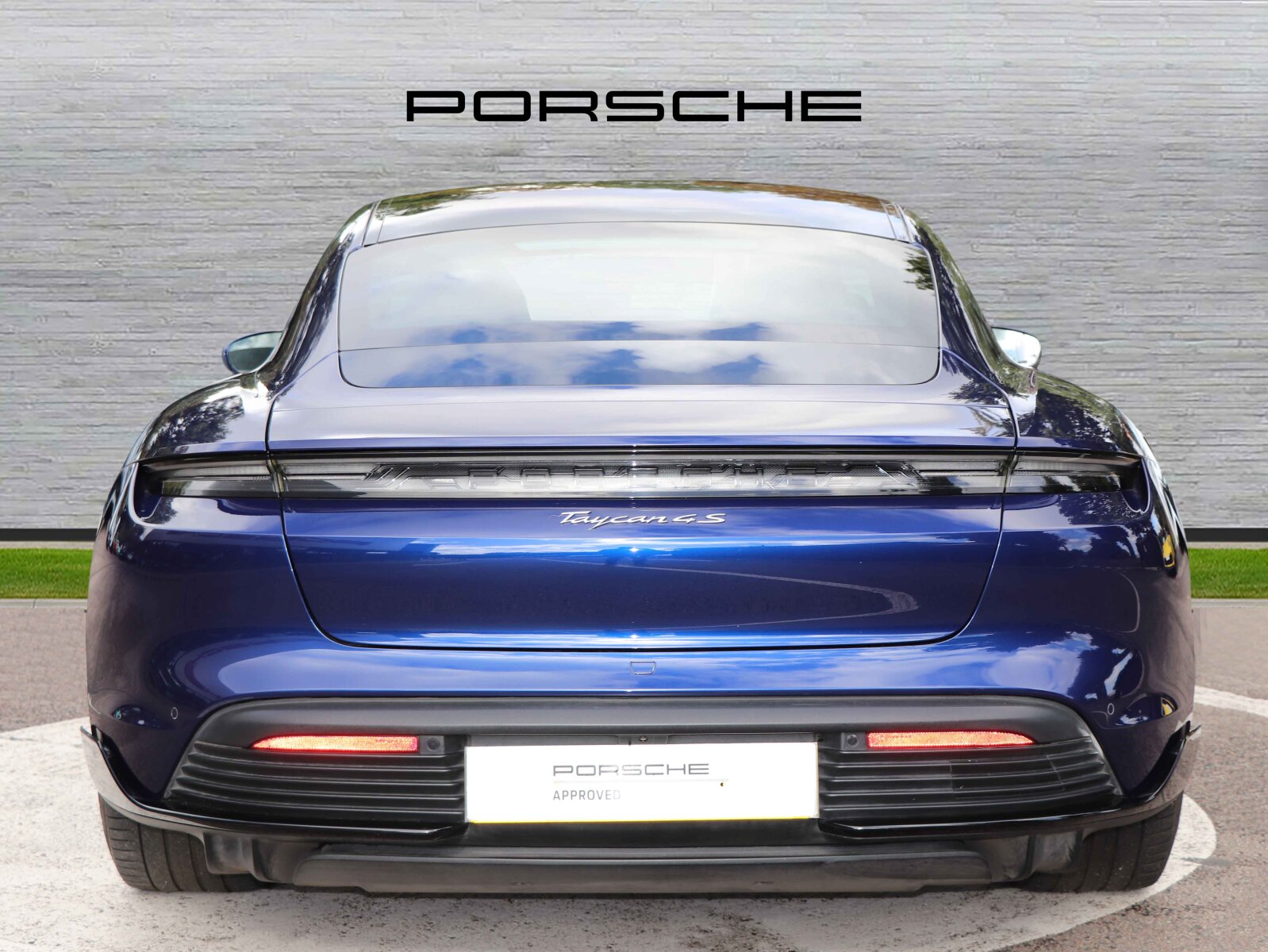 Main listing image - Porsche Taycan