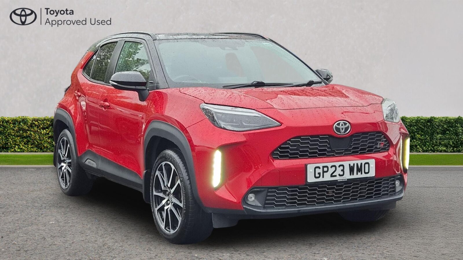 Main listing image - Toyota Yaris Cross