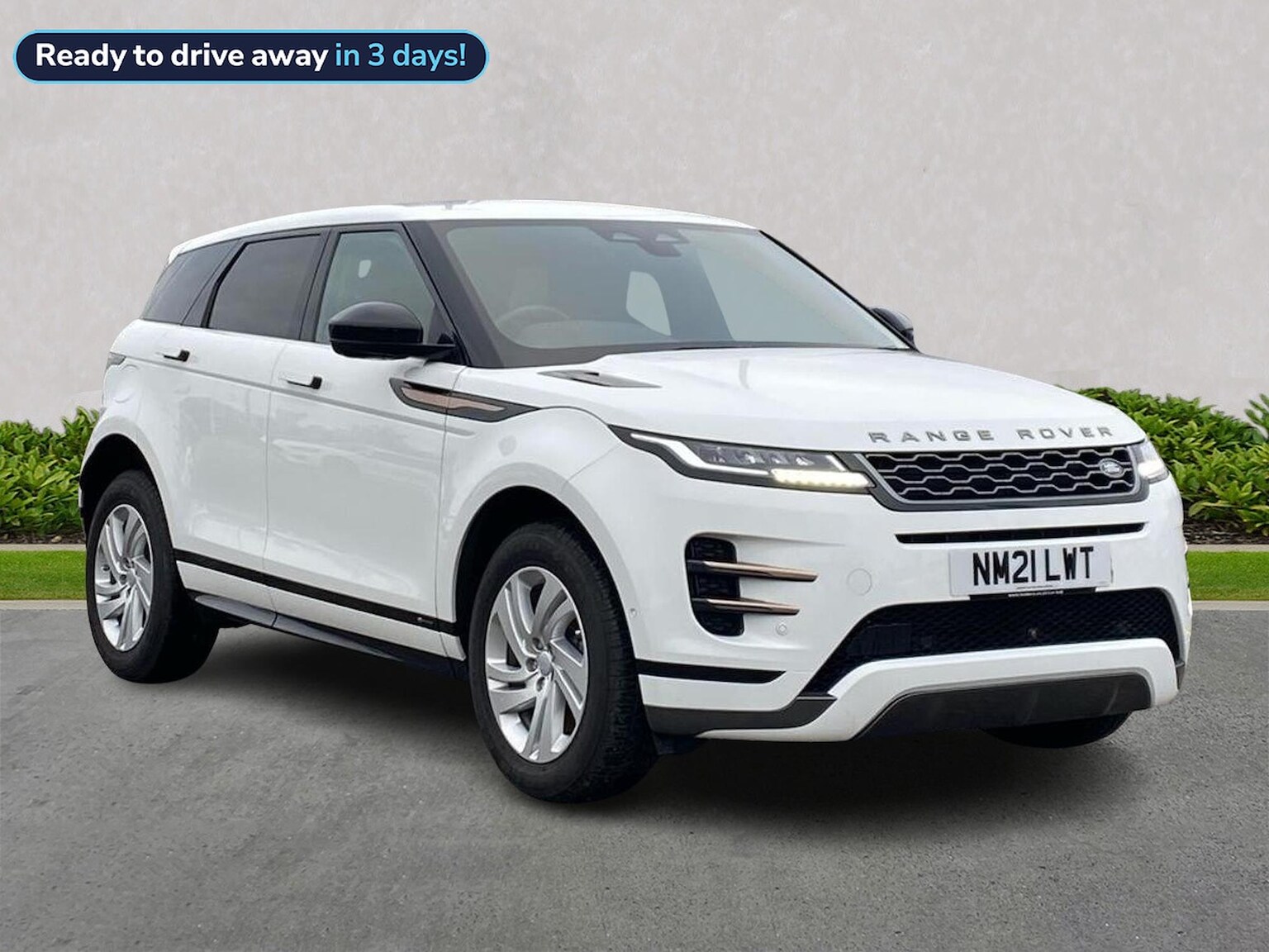 Main listing image - Land Rover Range Rover Evoque