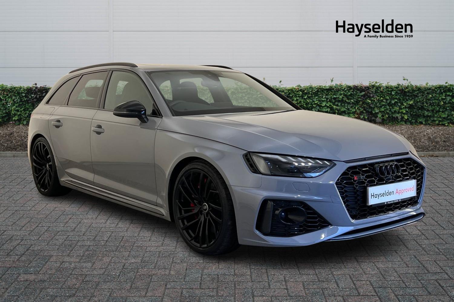 Main listing image - Audi RS4