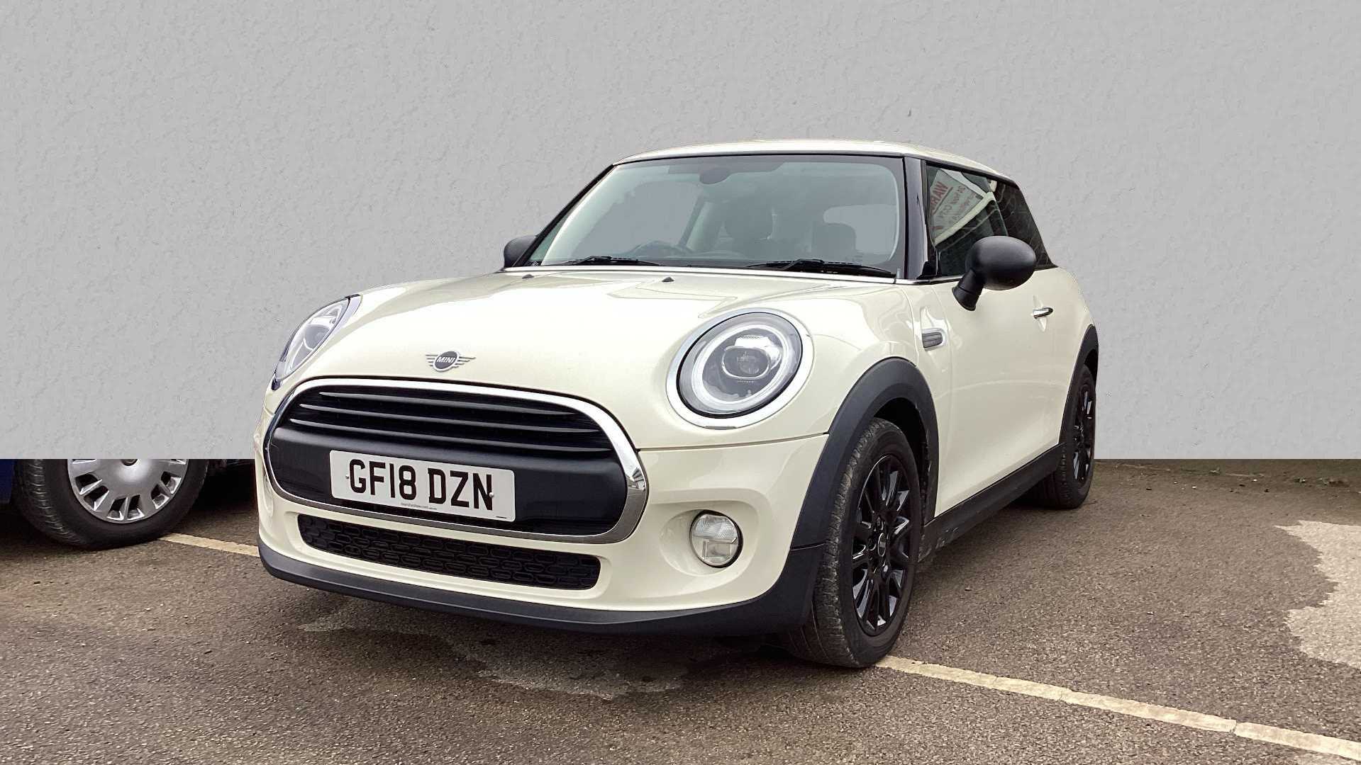 Main listing image - MINI Hatchback