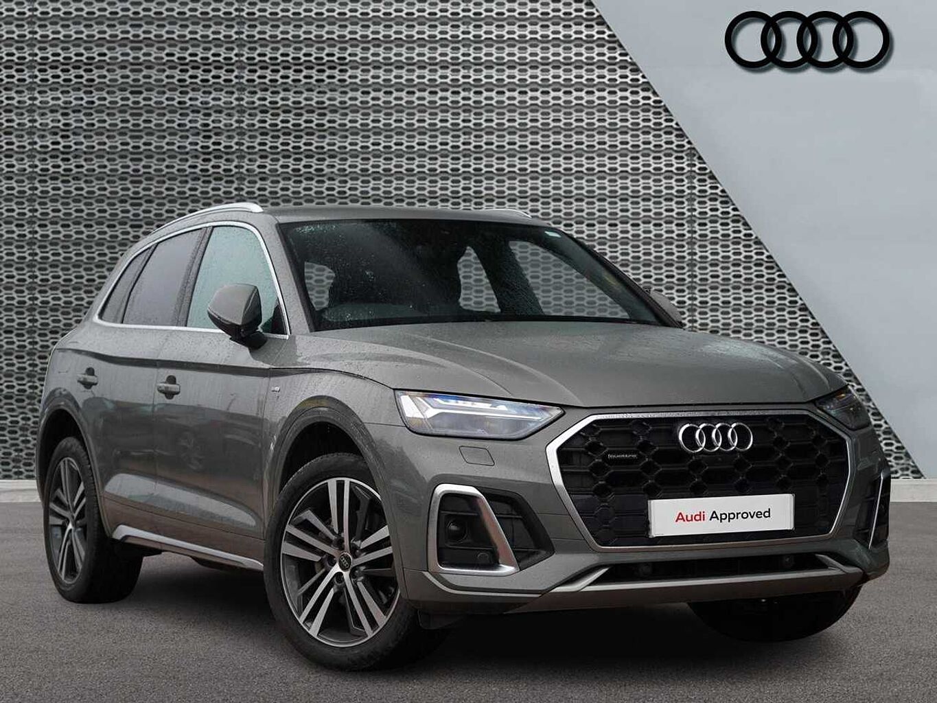 Main listing image - Audi Q5