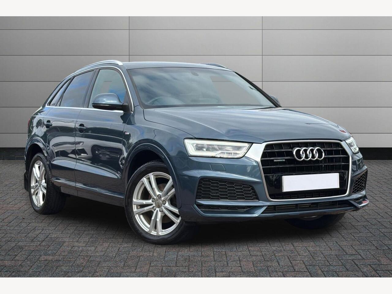 Main listing image - Audi Q3