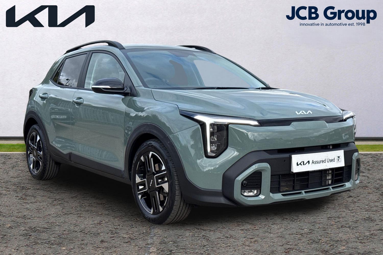 Main listing image - Kia Stonic
