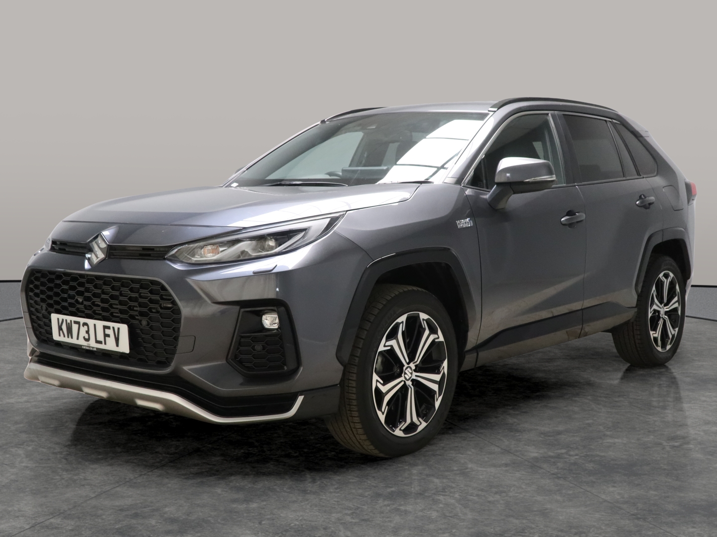 Main listing image - Suzuki Across