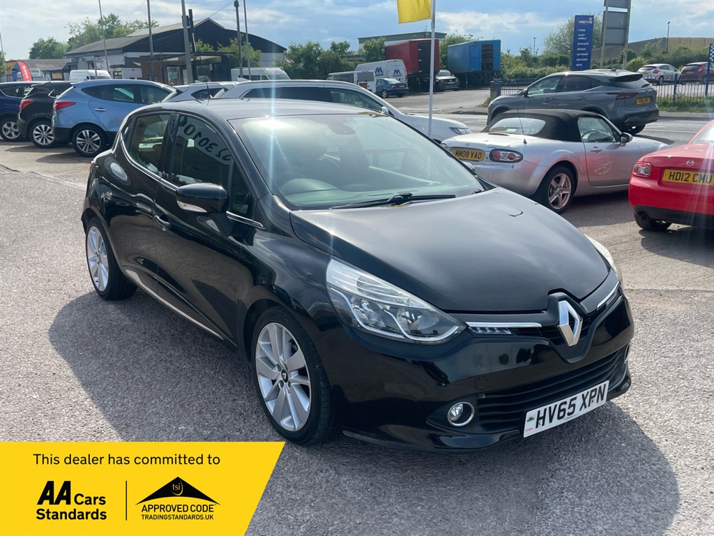 Main listing image - Renault Clio