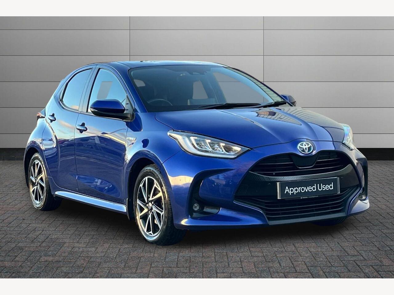 Main listing image - Toyota Yaris