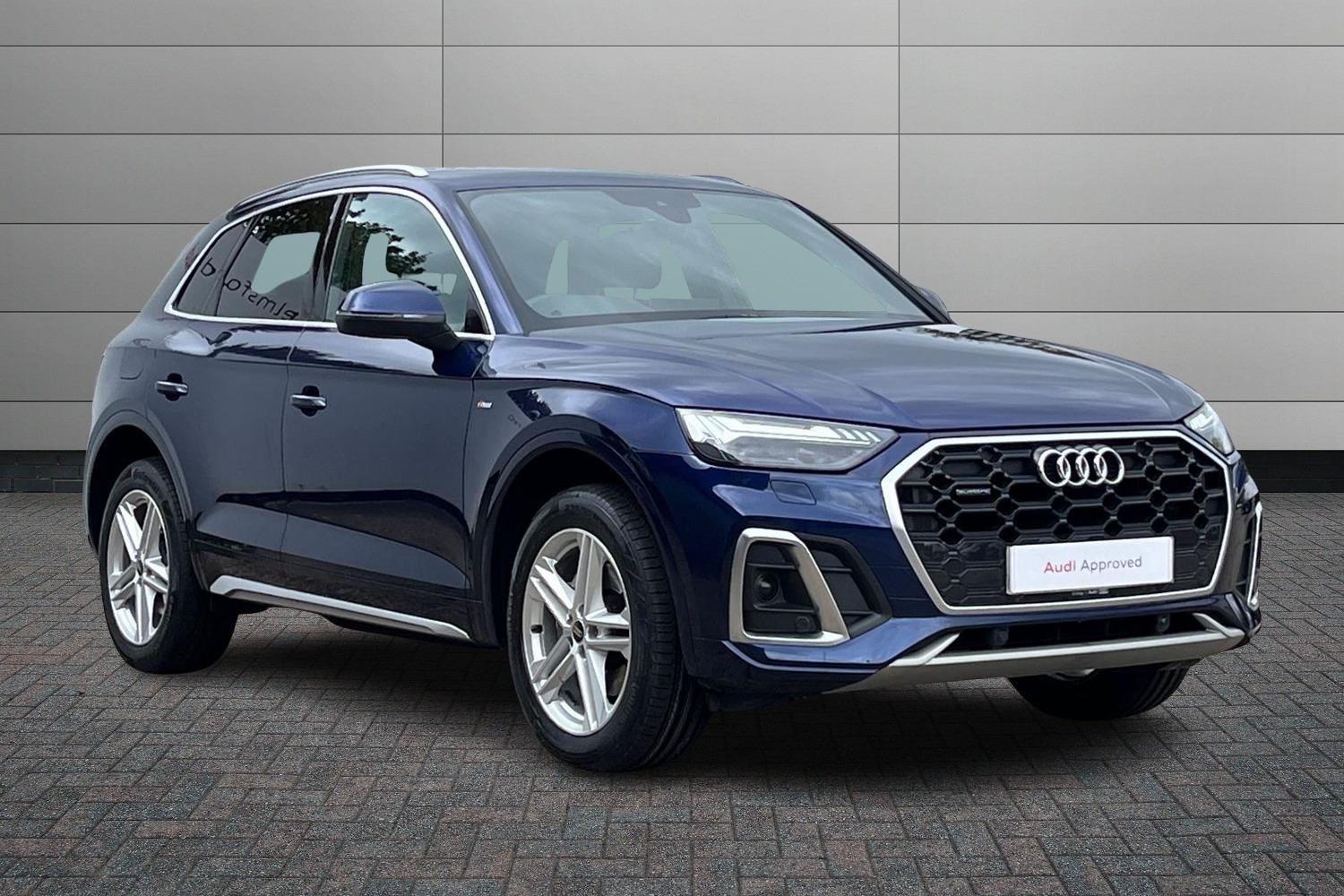 Main listing image - Audi Q5