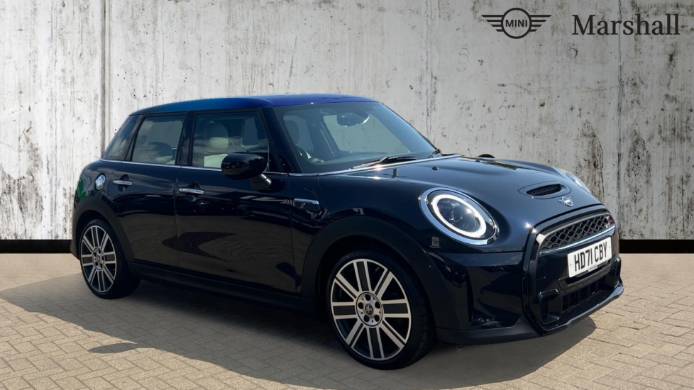 Main listing image - MINI Hatchback 5dr
