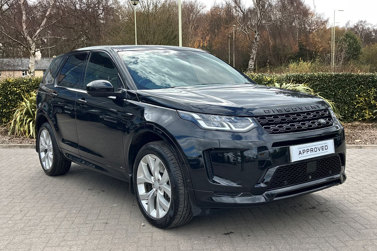 Main listing image - Land Rover Discovery Sport