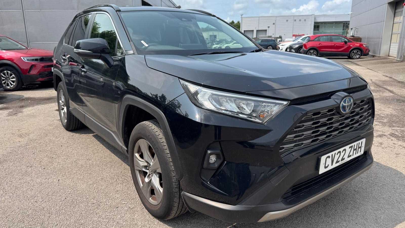 Main listing image - Toyota RAV4