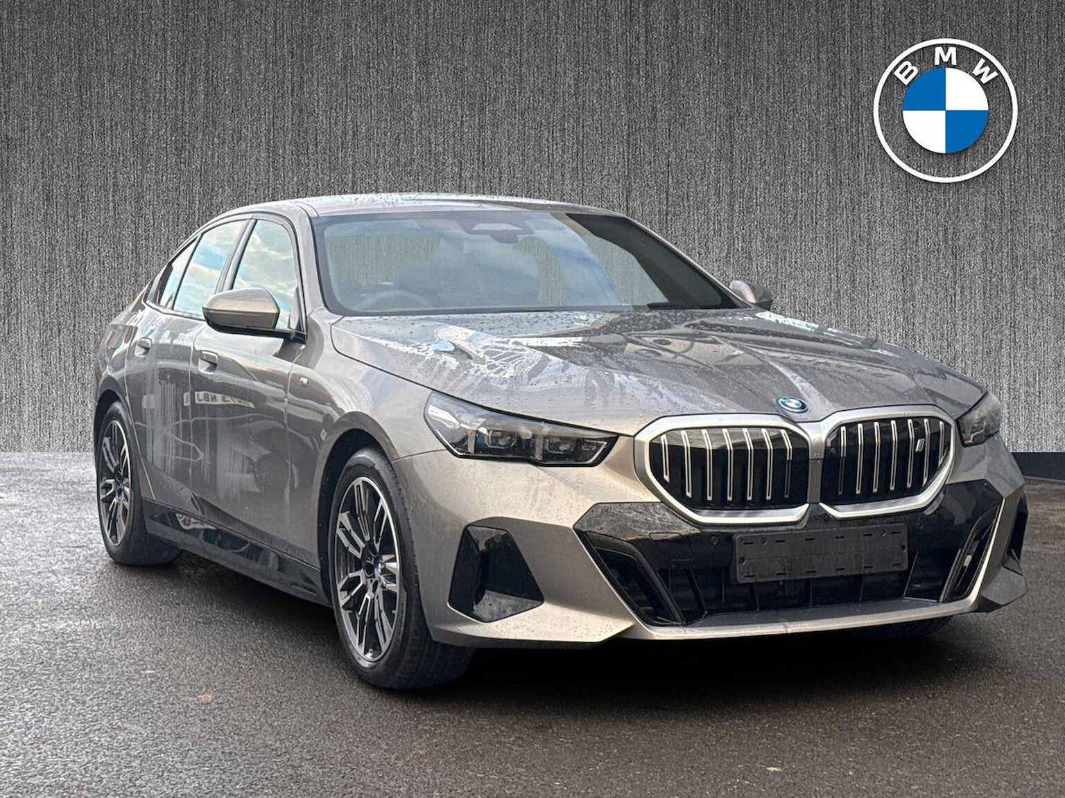 Main listing image - BMW i5