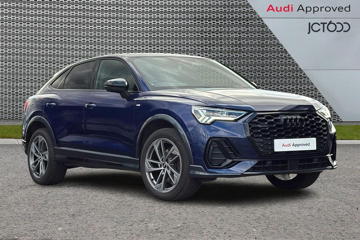 Main listing image - Audi Q3