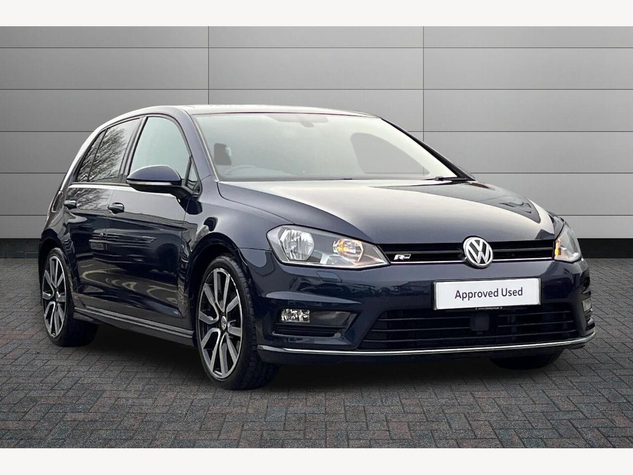 Main listing image - Volkswagen Golf