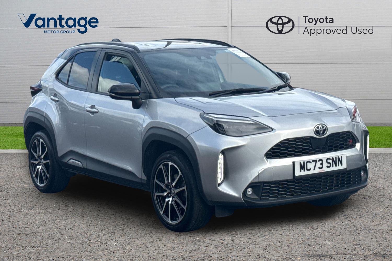 Main listing image - Toyota Yaris Cross