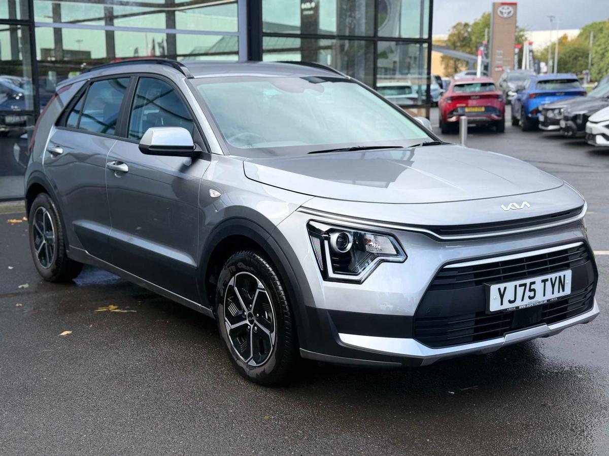 Main listing image - Kia Niro