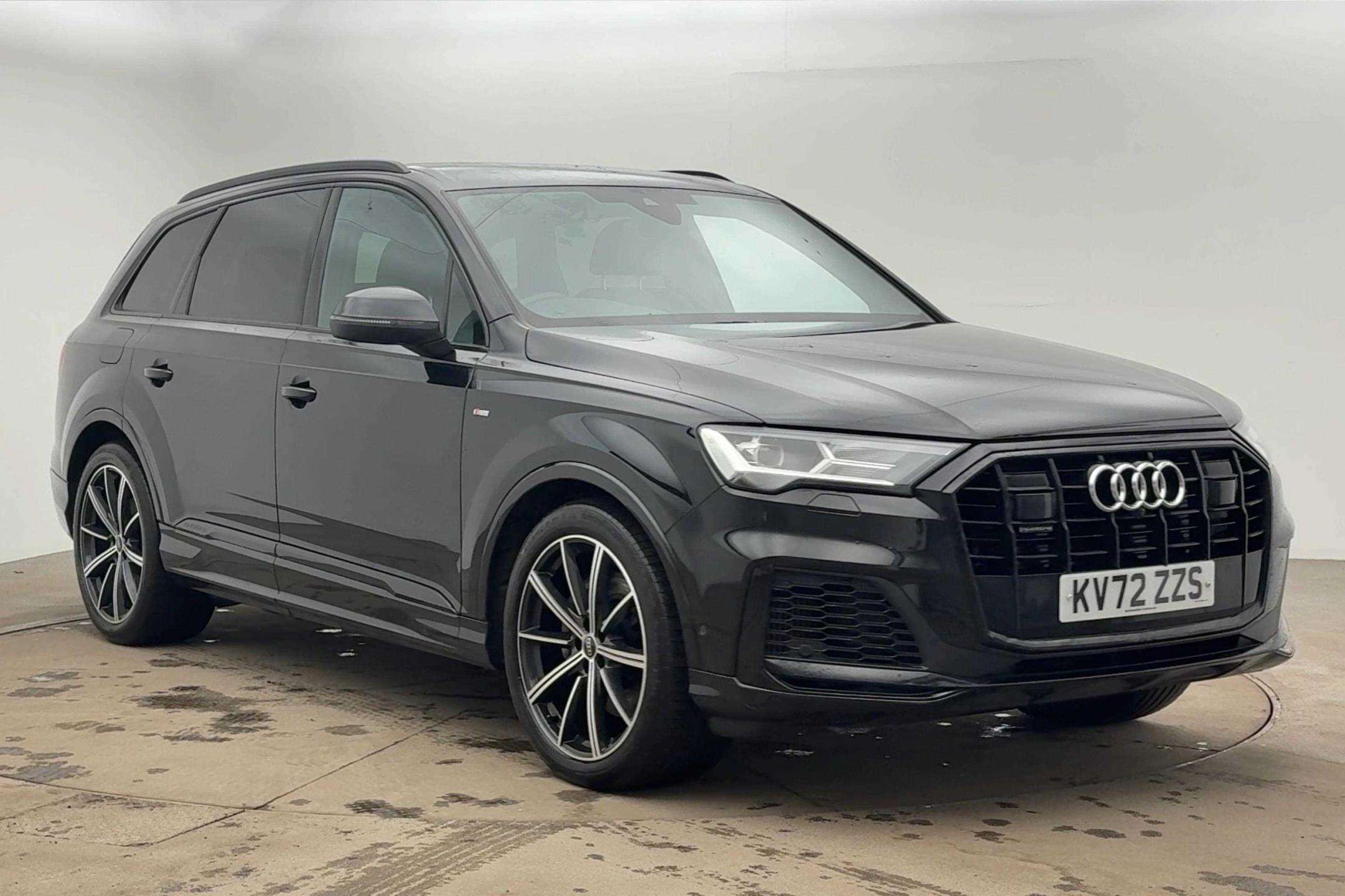 Main listing image - Audi Q7