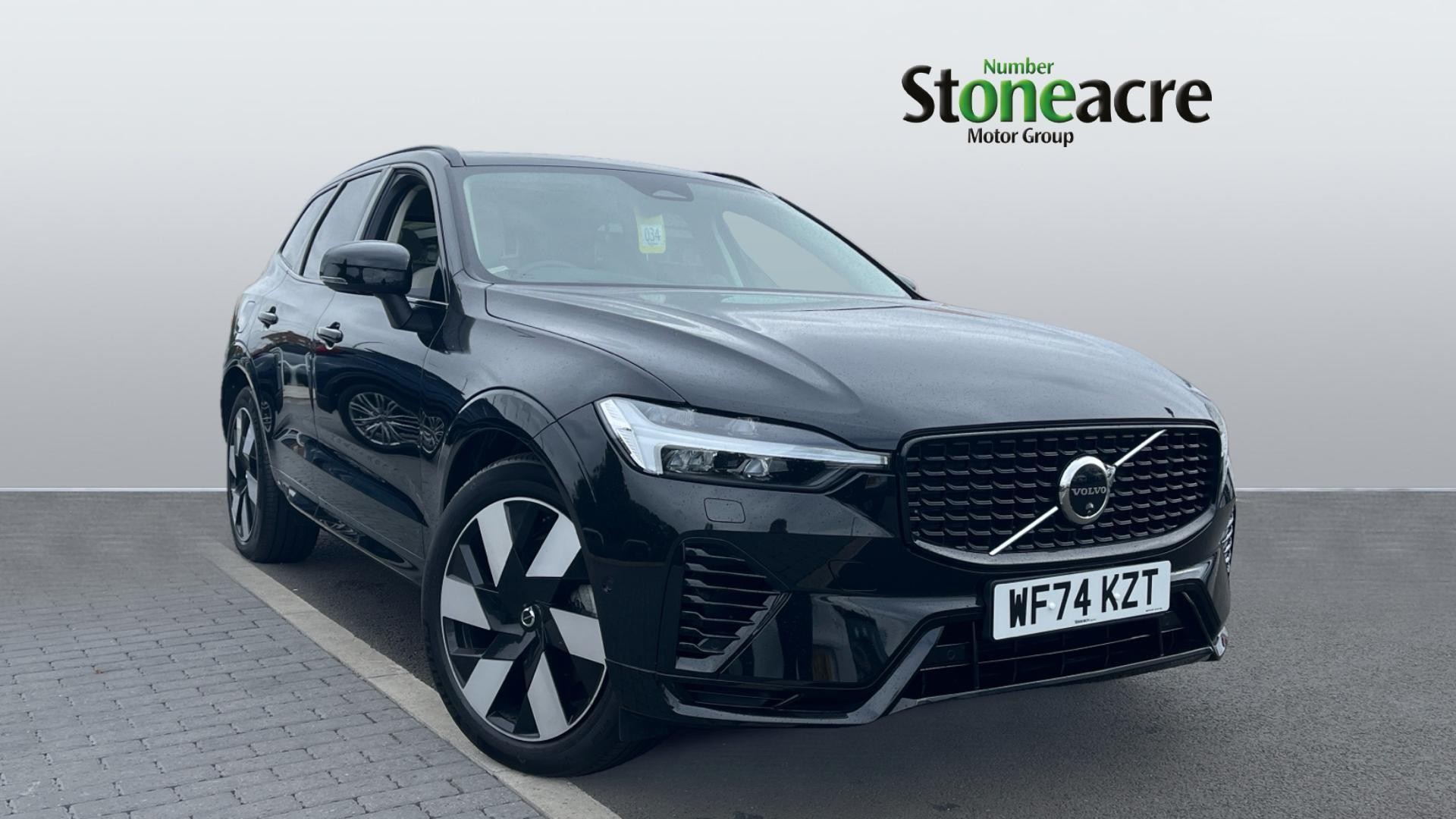 Main listing image - Volvo XC60