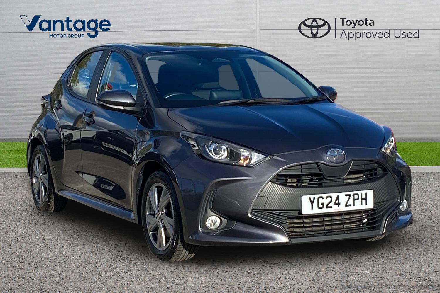 Main listing image - Toyota Yaris