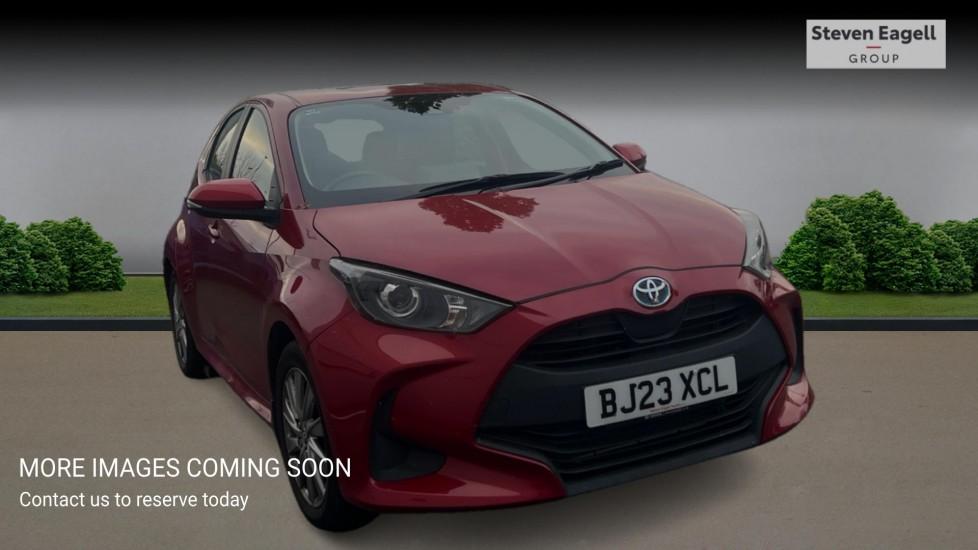 Main listing image - Toyota Yaris