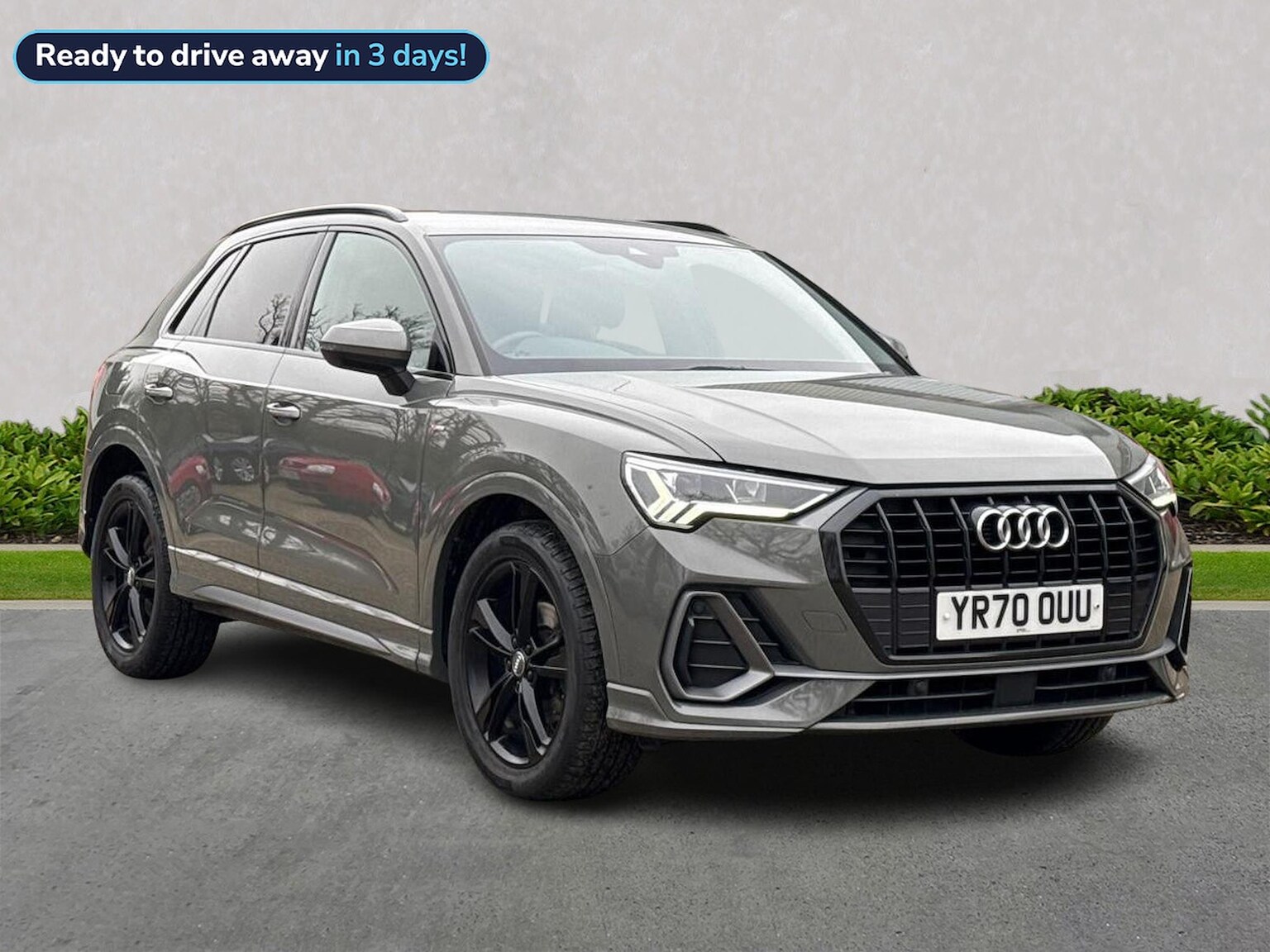 Main listing image - Audi Q3