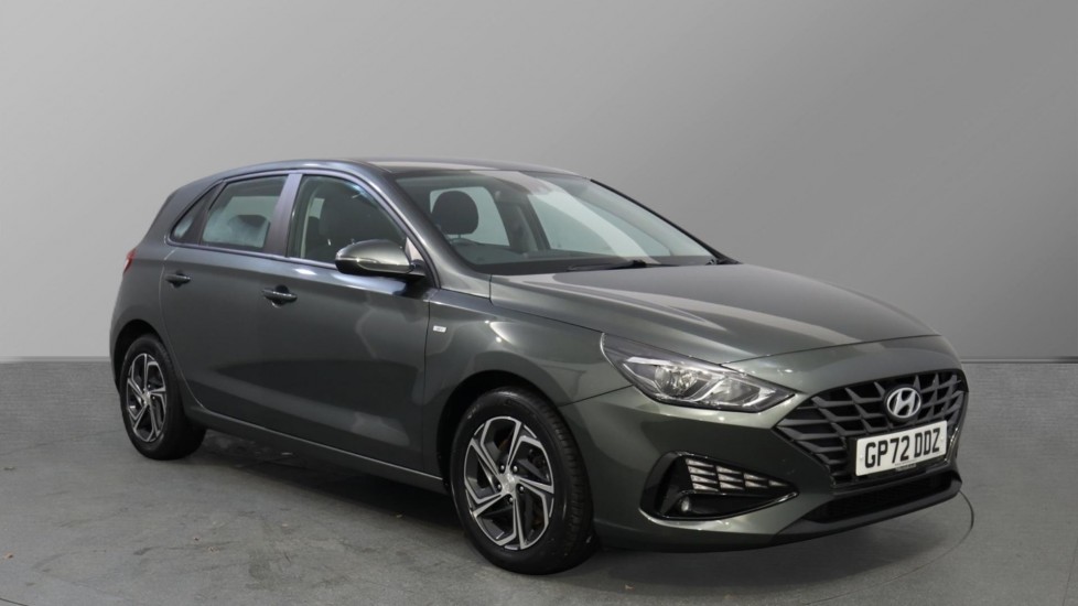 Main listing image - Hyundai i30
