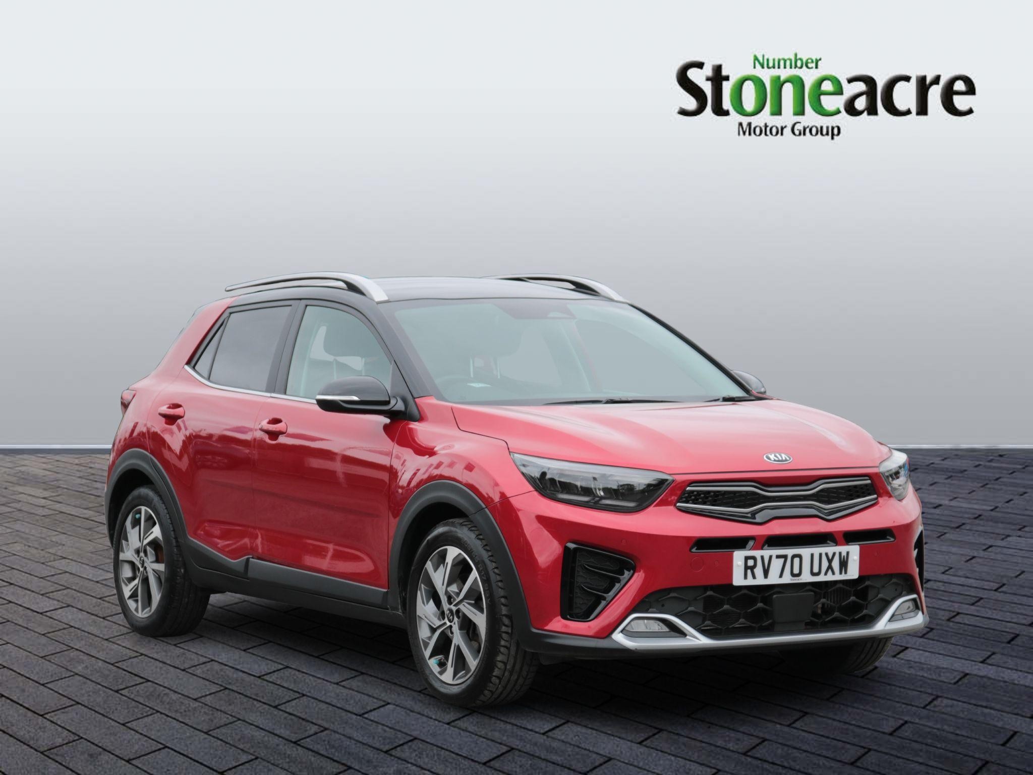 Main listing image - Kia Stonic
