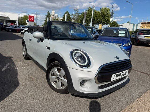 Main listing image - MINI Convertible