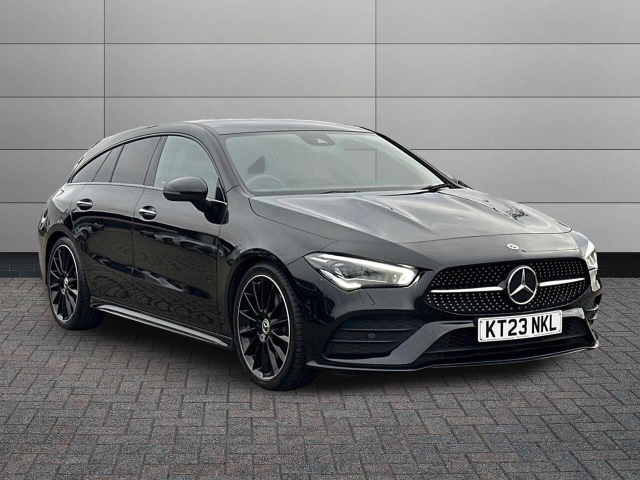 Main listing image - Mercedes-Benz CLA Shooting Brake