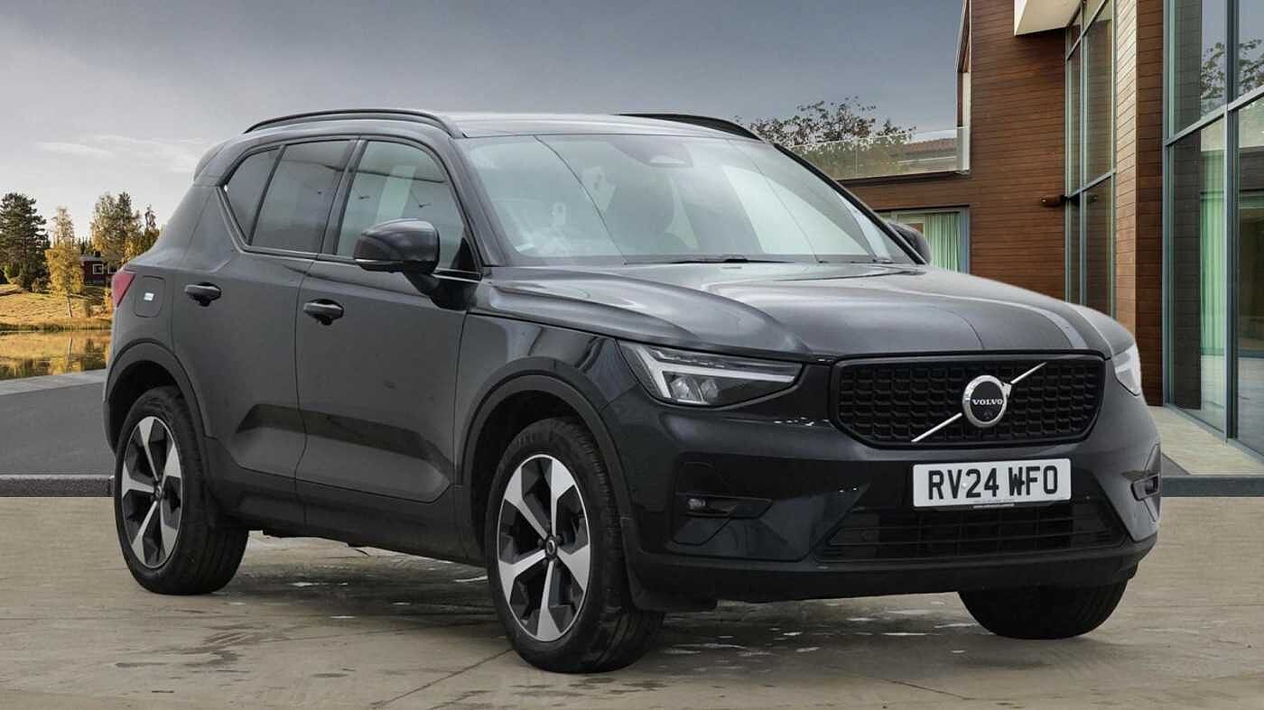 Main listing image - Volvo XC40