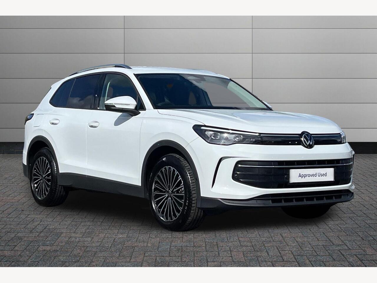 Main listing image - Volkswagen Tiguan