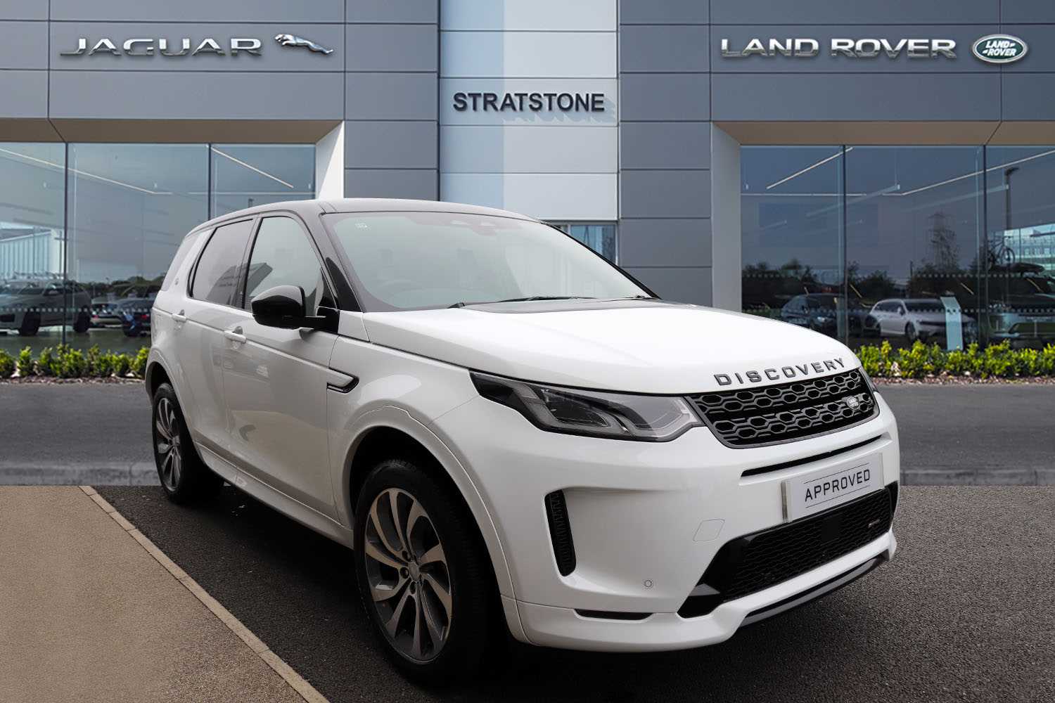 Main listing image - Land Rover Discovery Sport