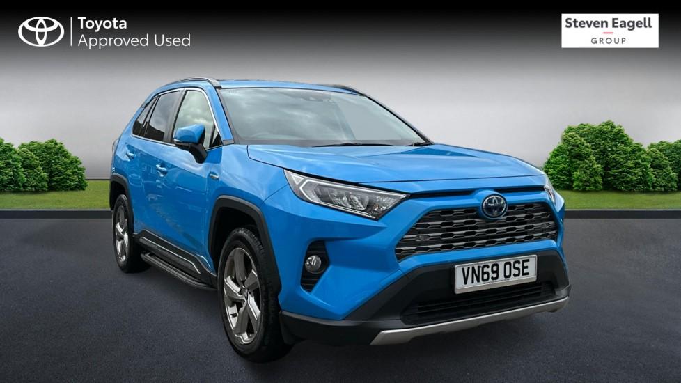 Main listing image - Toyota RAV4