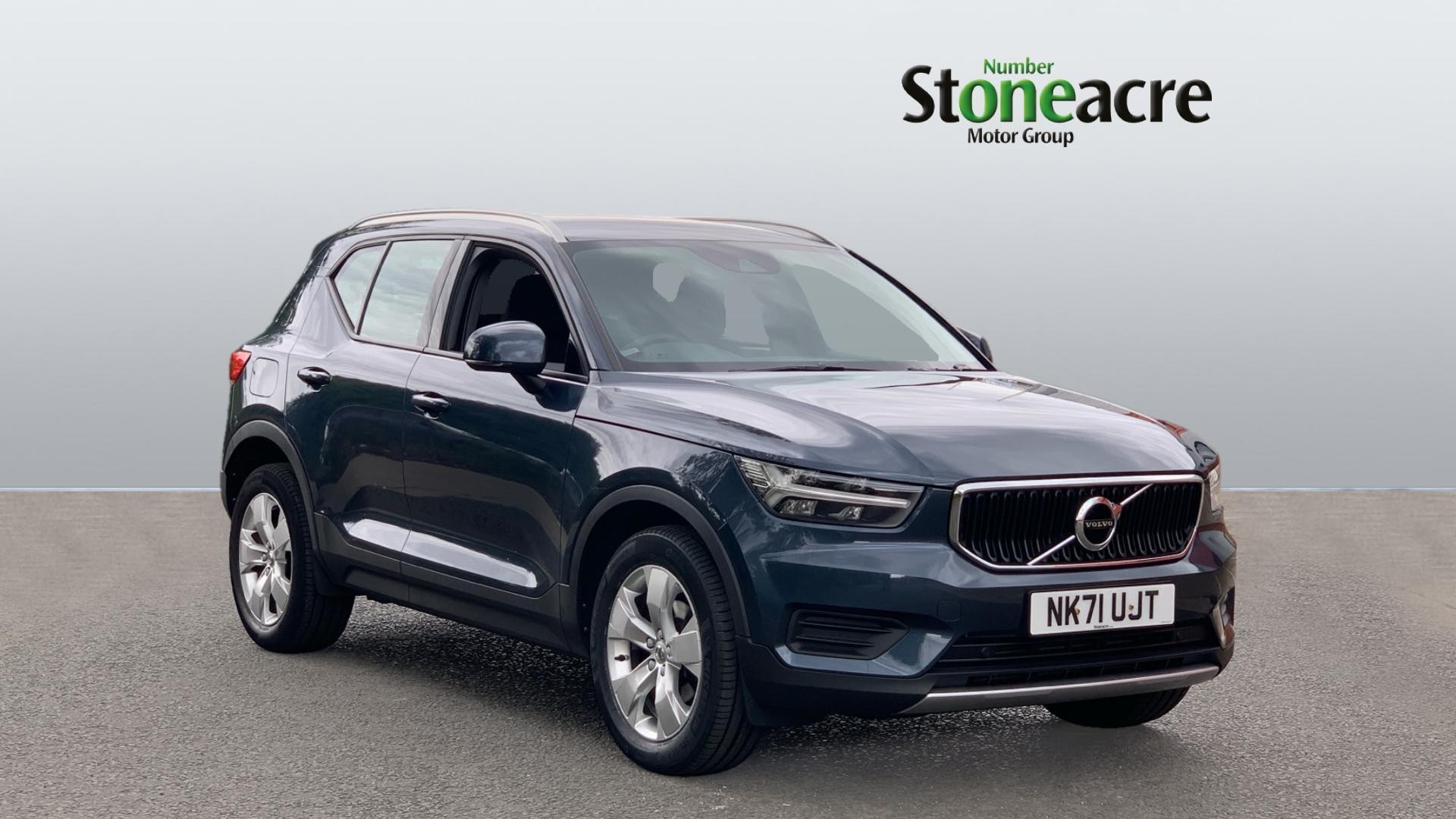Main listing image - Volvo XC40