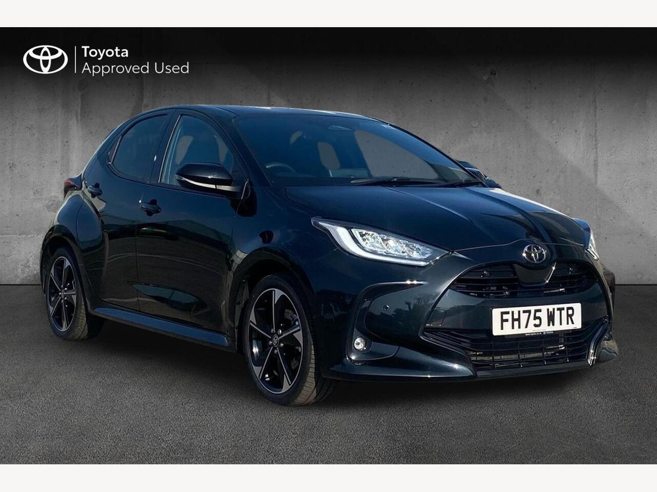 Main listing image - Toyota Yaris