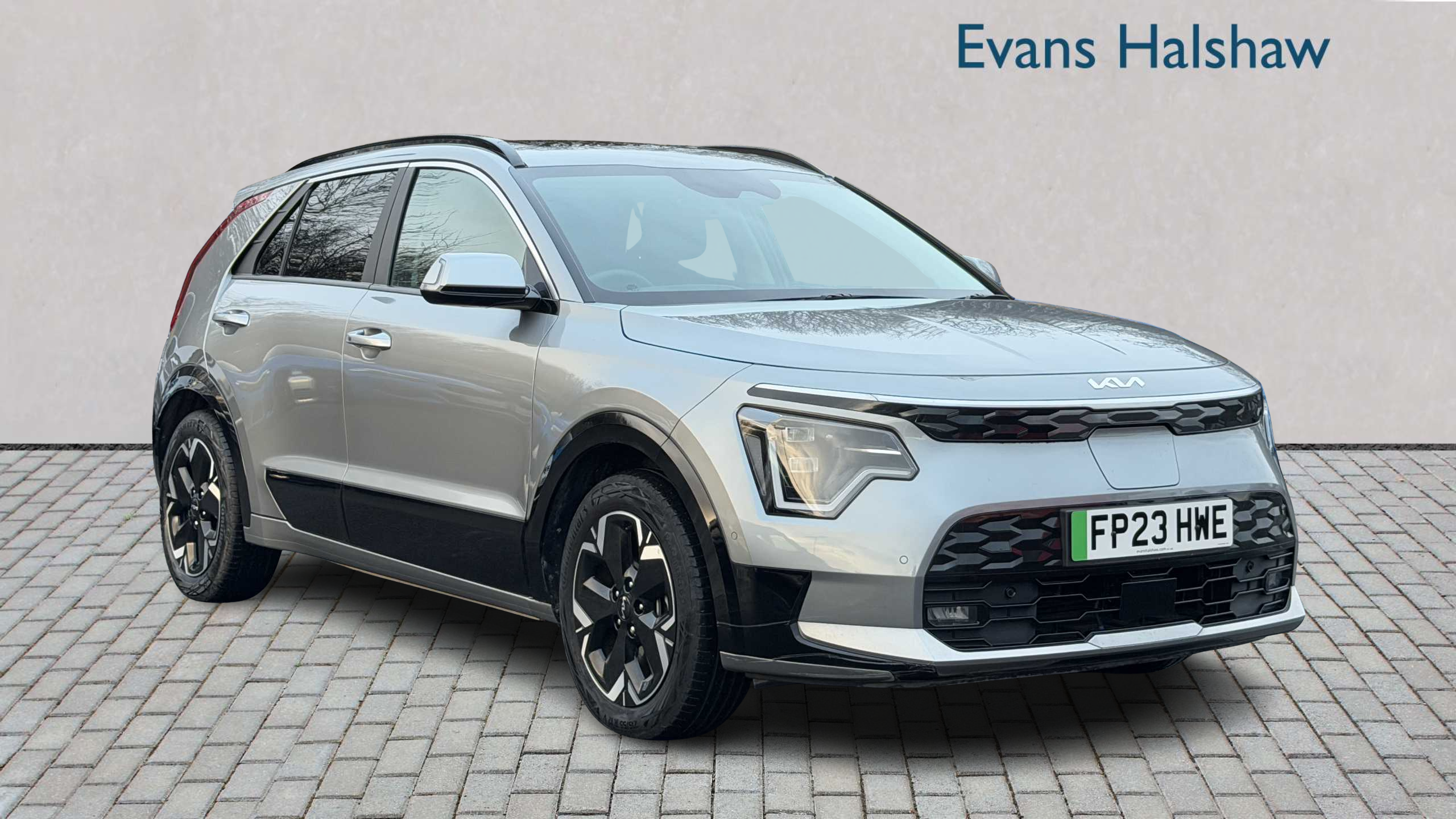 Main listing image - Kia Niro