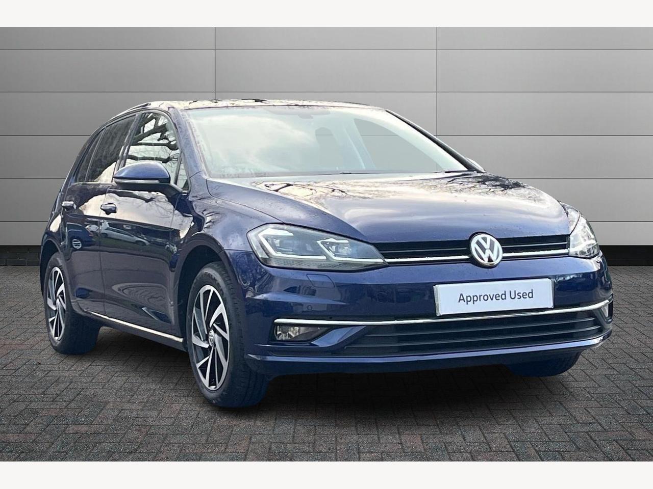 Main listing image - Volkswagen Golf