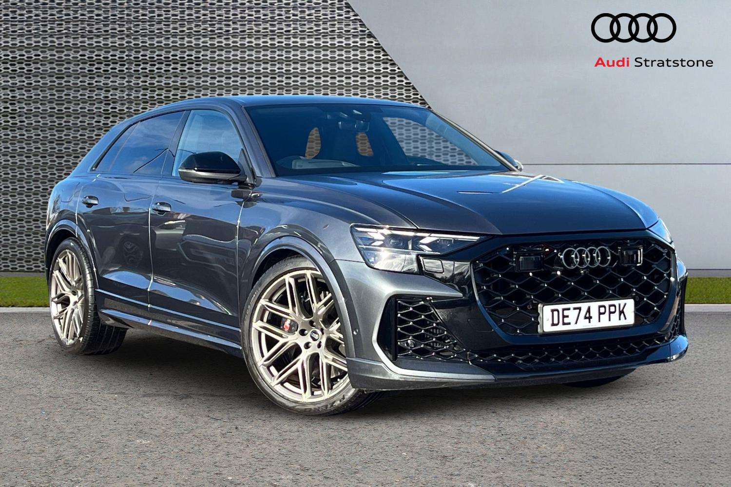 Main listing image - Audi RS Q8