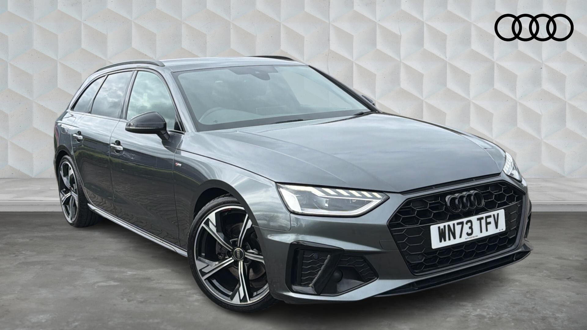 Main listing image - Audi A4 Avant