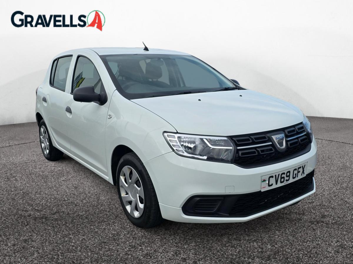 Main listing image - Dacia Sandero