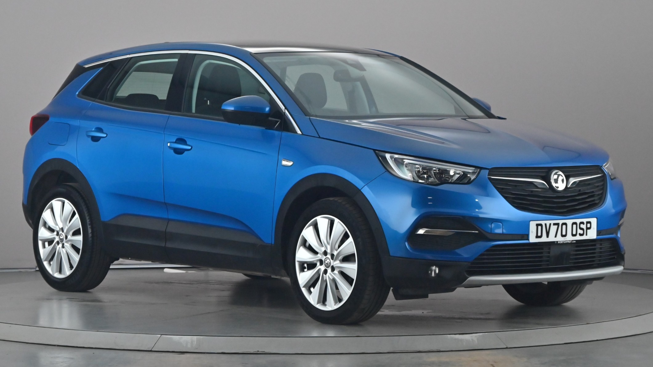 Main listing image - Vauxhall Grandland X