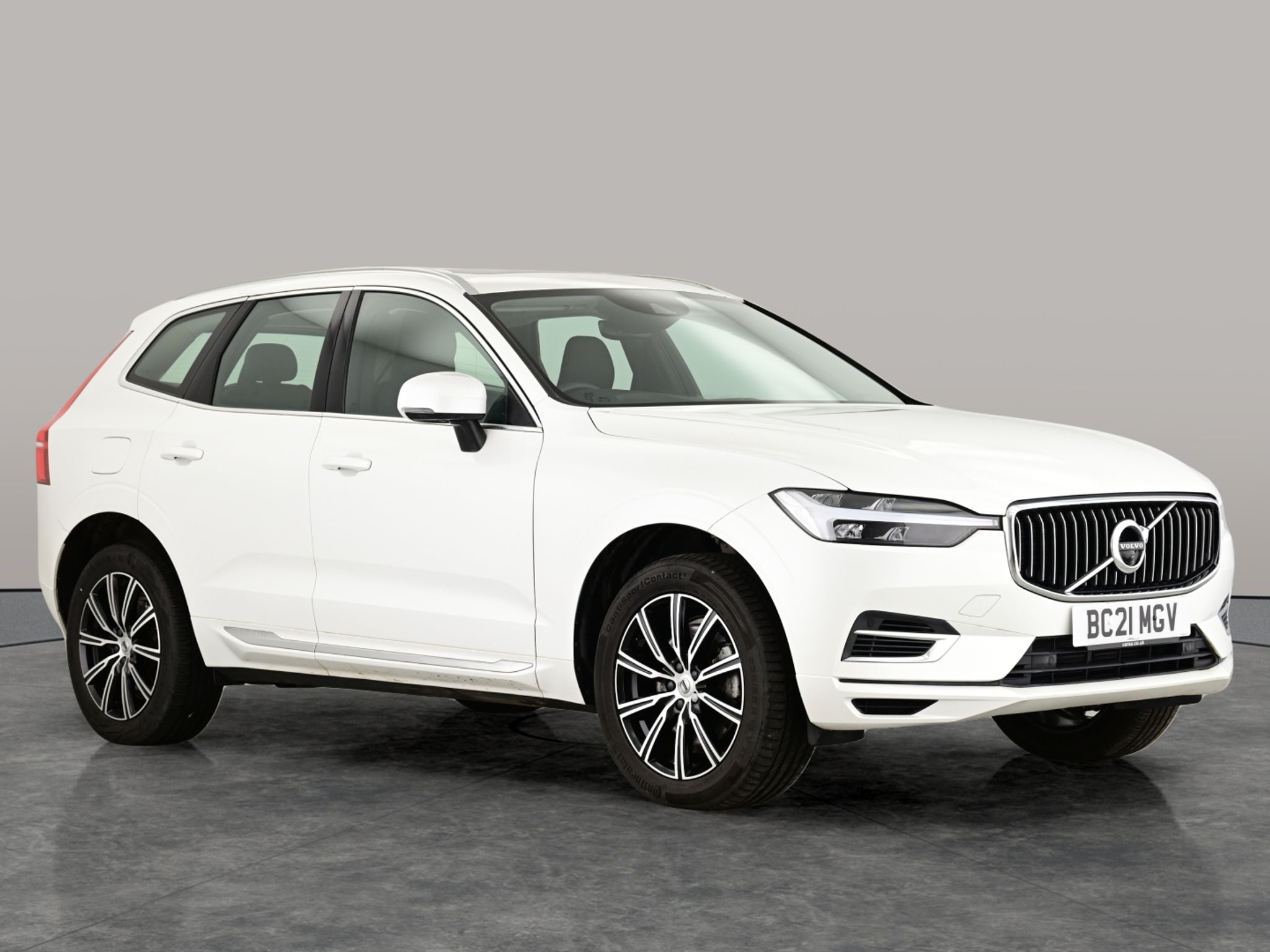 Main listing image - Volvo XC60