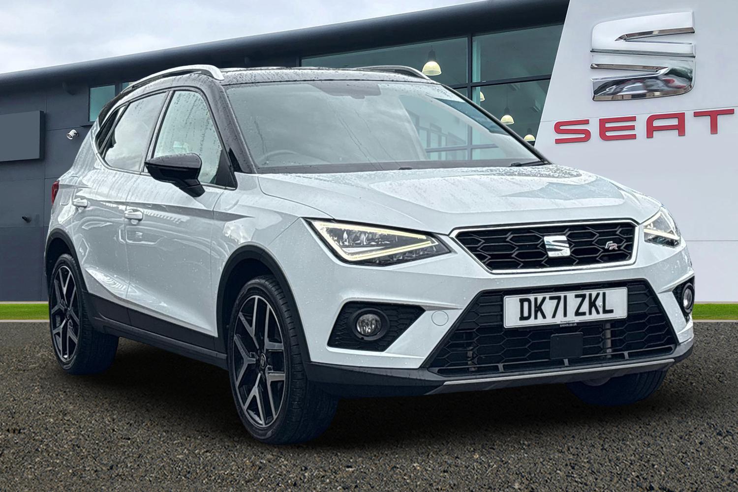 Main listing image - SEAT Arona
